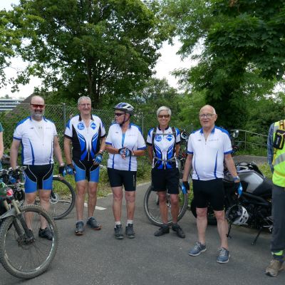 P002 Die Organisatorin erwartete uns